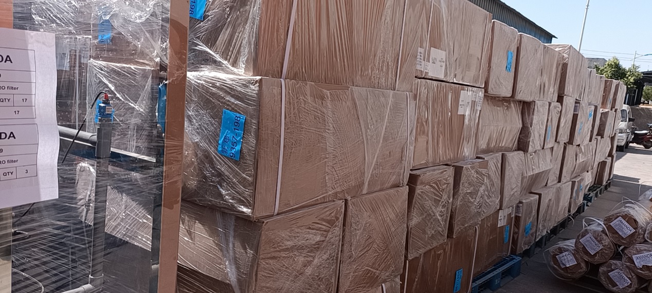 乌兹别克斯坦，，